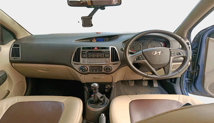 2012 Hyundai i20 SPORTZ 1.2, Petrol, Manual, 61,916 km, interior