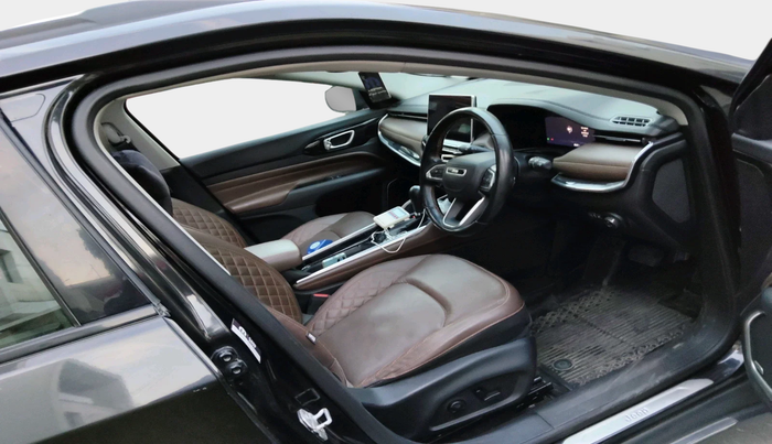 2022 Jeep MERIDIAN LIMITED (O) 4X2 AT, Diesel, Automatic, 28,429 km, interior