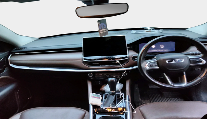 2022 Jeep MERIDIAN LIMITED (O) 4X2 AT, Diesel, Automatic, 28,429 km, interior