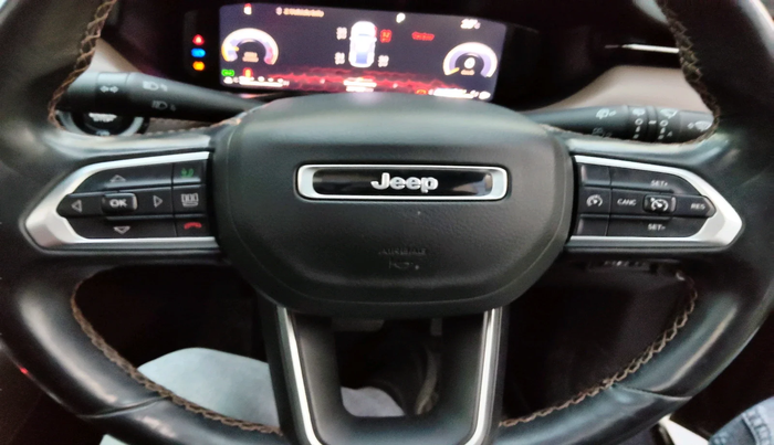 2022 Jeep MERIDIAN LIMITED (O) 4X2 AT, Diesel, Automatic, 28,429 km, interior