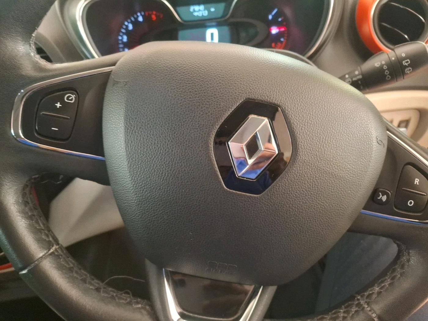 2019 Renault Captur PLATINE DIESEL DUAL TONE, Diesel, Manual, 27,840 km, interior