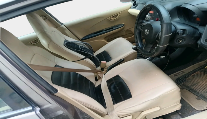 2014 Honda Amaze 1.5L I-DTEC S, Diesel, Manual, 1,14,925 km, interior