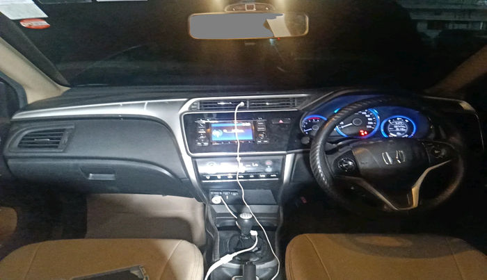 2016 Honda City 1.5L I-DTEC V, Diesel, Manual, 87,474 km, interior