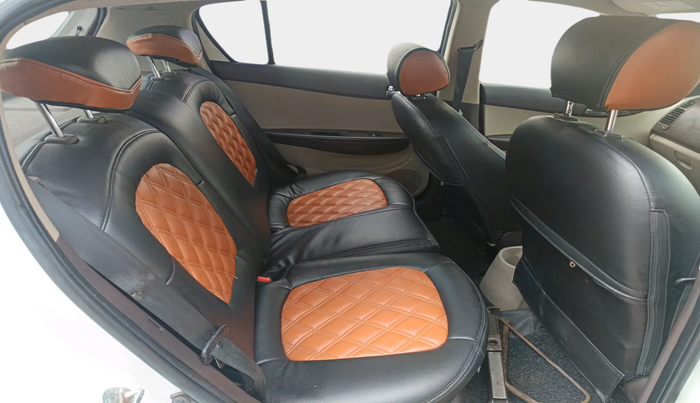 2010 Hyundai i20 ASTA 1.4 CRDI, Diesel, Manual, 83,209 km, interior