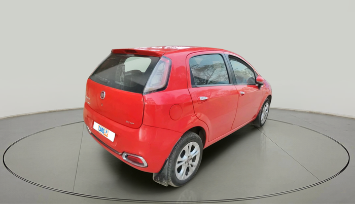 2016 Fiat Punto EVO MULTIJET 1.3 90 HP, Diesel, Manual, 1,29,876 km, exterior