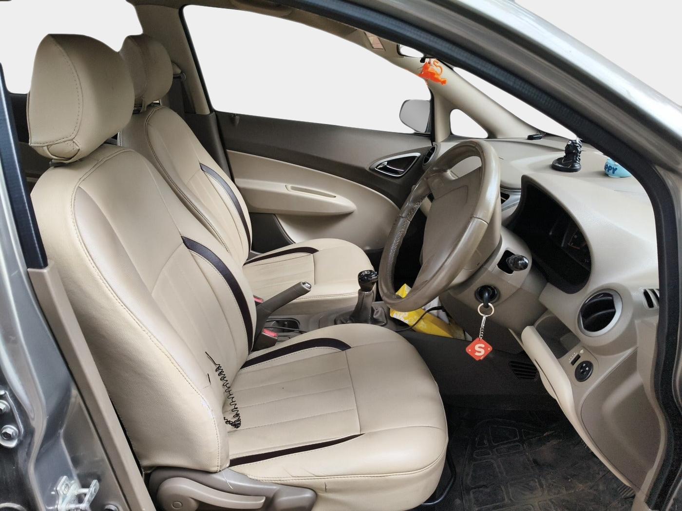 2014 Chevrolet Sail 1.2 LT ABS, Petrol, Manual, 54,438 km, interior