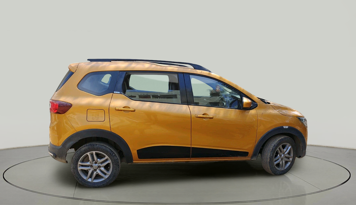 2020 Renault TRIBER RXZ, Petrol, Manual, 1,21,873 km, exterior