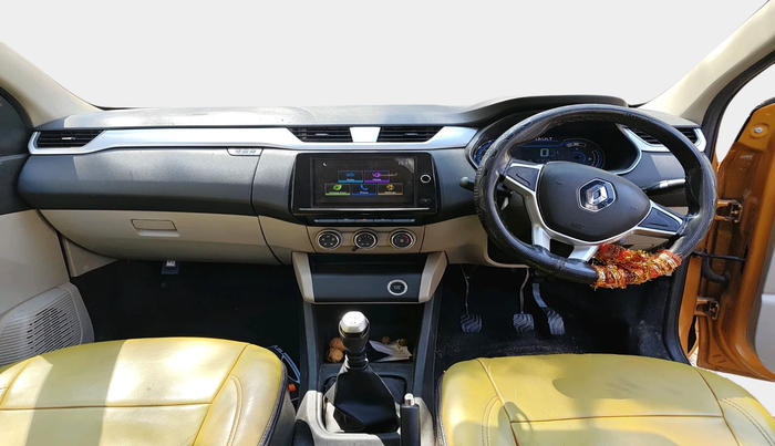 2020 Renault TRIBER RXZ, Petrol, Manual, 1,21,873 km, interior