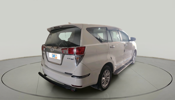 2017 Toyota Innova Crysta 2.4 VX 8 STR, Diesel, Manual, 2,00,204 km, exterior