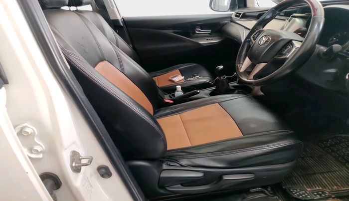 2017 Toyota Innova Crysta 2.4 VX 8 STR, Diesel, Manual, 2,00,204 km, interior