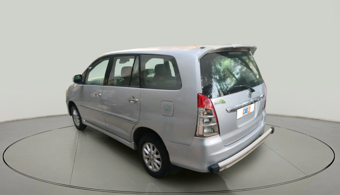 2013 Toyota Innova 2.5 VX 8 STR, Diesel, Manual, 3,28,829 km, exterior