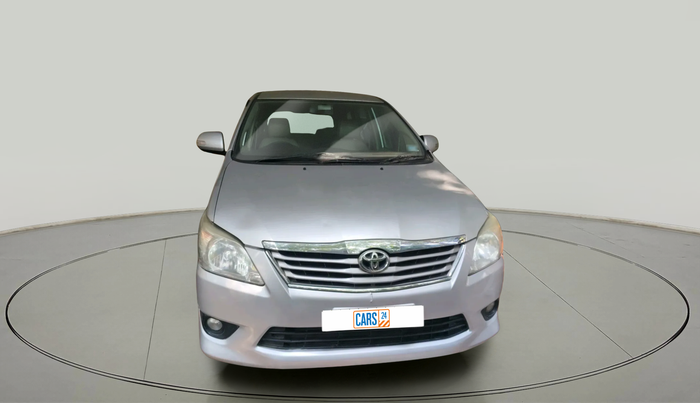 2013 Toyota Innova 2.5 VX 8 STR, Diesel, Manual, 3,28,829 km, exterior