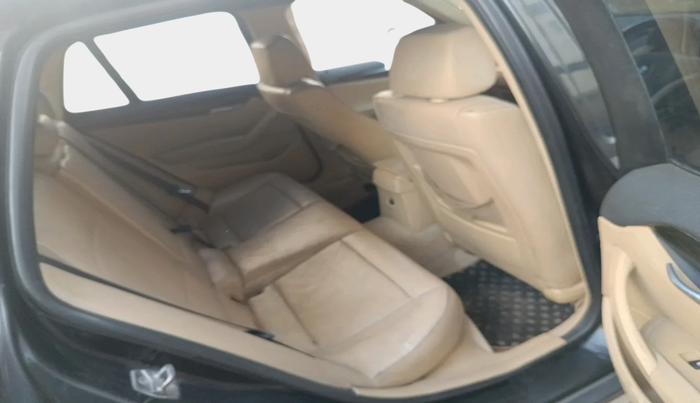 2011 BMW X1 sDrive20d, Diesel, Automatic, 8,11,101 km, interior