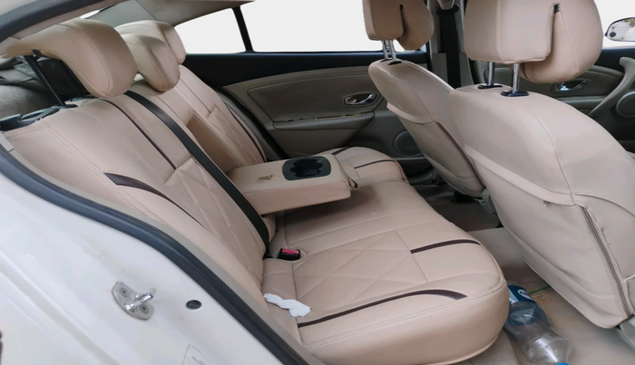 2013 Renault Fluence 1.5 E2, Diesel, Manual, 1,92,442 km, interior