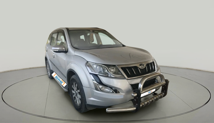2016 Mahindra XUV500 W10, Diesel, Manual, 93,112 km, exterior