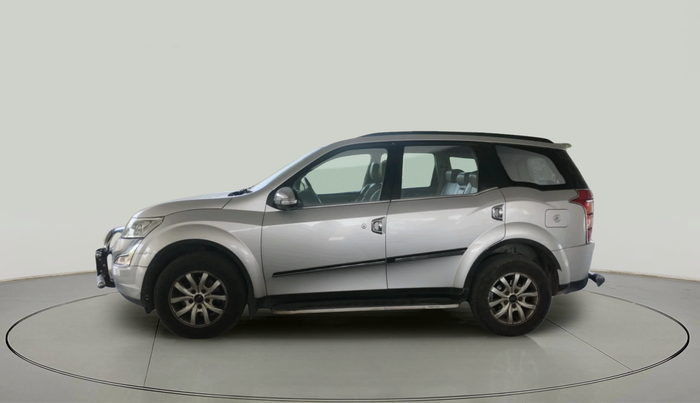 2016 Mahindra XUV500 W10, Diesel, Manual, 93,112 km, exterior