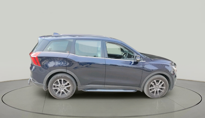 2023 Mahindra XUV700 AX 7 LUXURY D AT 7 STR, Diesel, Automatic, 40,596 km, exterior