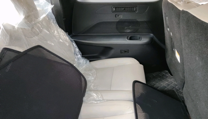 2023 Mahindra XUV700 AX 7 LUXURY D AT 7 STR, Diesel, Automatic, 40,596 km, interior