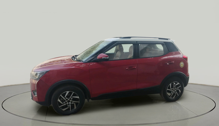 2022 Mahindra XUV300 W8 (O) 1.2 PETROL AMT, Petrol, Automatic, 26,053 km, exterior