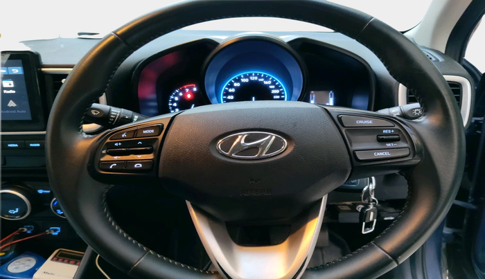 2021 Hyundai VENUE SX 1.0 TURBO, Petrol, Manual, 77,402 km, interior