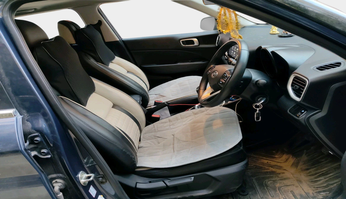 2021 Hyundai VENUE SX 1.0 TURBO, Petrol, Manual, 77,402 km, interior