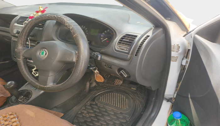 2011 Skoda Fabia ACTIVE PLUS 1.2 TDI CR, Diesel, Manual, 1,34,703 km, interior