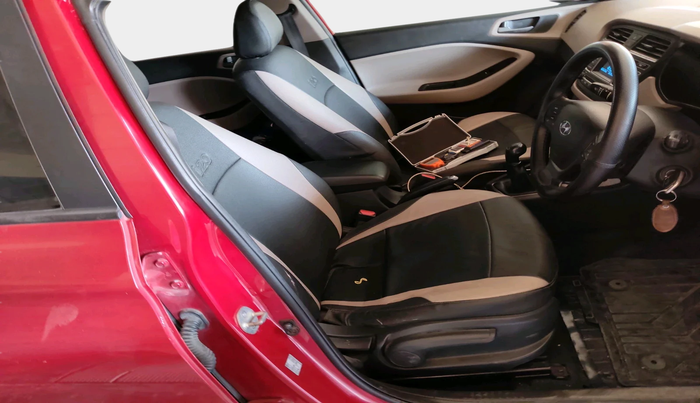 2017 Hyundai Elite i20 SPORTZ 1.2, Petrol, Manual, 1,20,264 km, interior