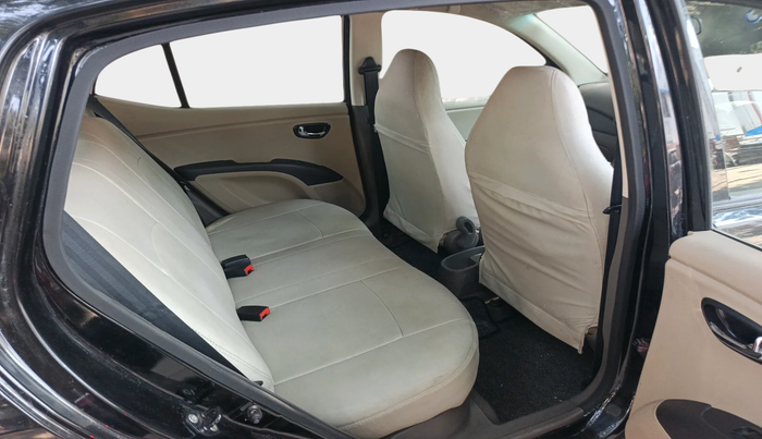 2012 Hyundai i10 MAGNA 1.1 LPG, Petrol, Manual, 22,260 km, interior