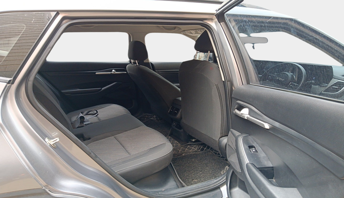 2022 KIA SELTOS HTK 1.5 PETROL, Petrol, Manual, 11,970 km, interior