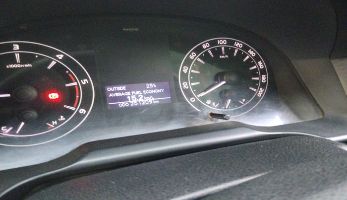 2017 Toyota Innova Crysta 2.4 G 7 STR, Diesel, Manual, 2,51,209 km, interior