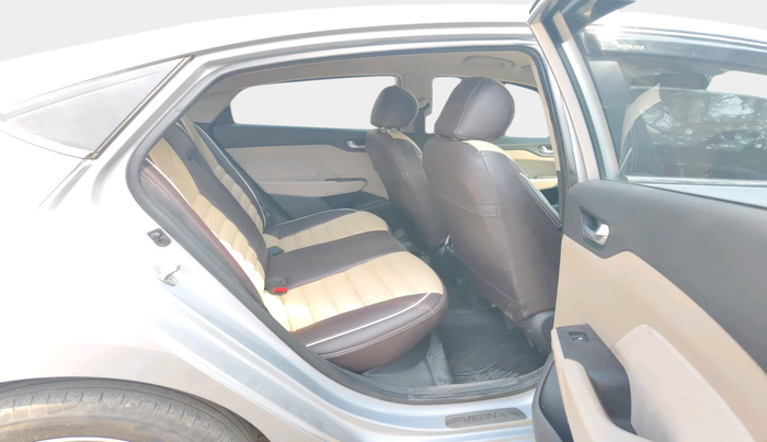 2019 Hyundai Verna 1.6 CRDI SX, Diesel, Manual, 97,001 km, interior