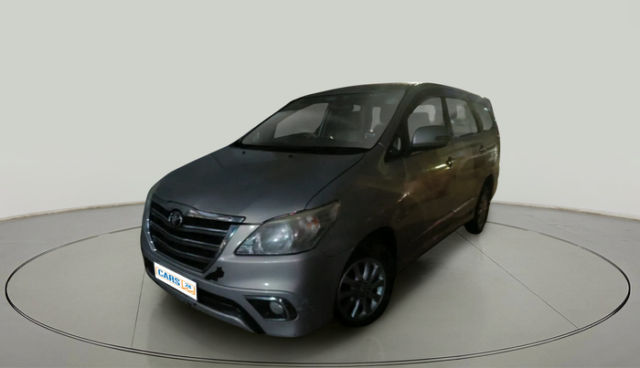 2014 Toyota Innova 2.5 VX 7 STR, Diesel, Manual, 1,48,408 km, exterior