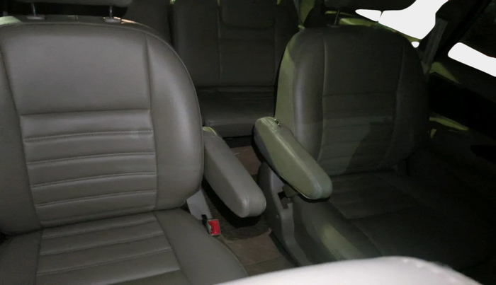 2014 Toyota Innova 2.5 VX 7 STR, Diesel, Manual, 1,48,408 km, interior