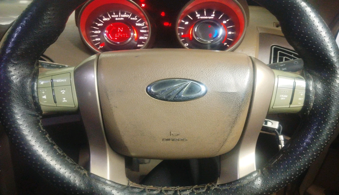 2012 Mahindra XUV500 W8, Diesel, Manual, 62,575 km, interior