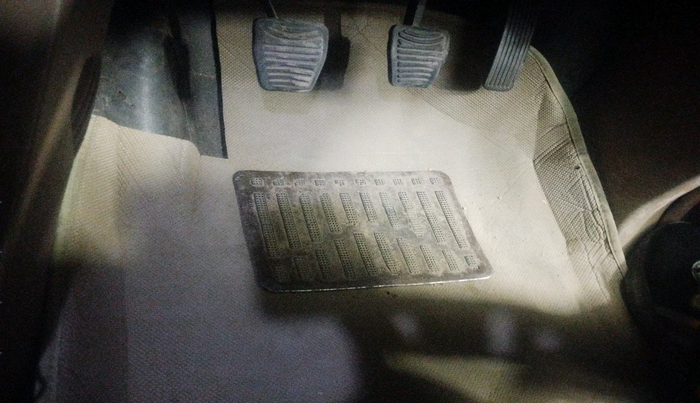 2012 Mahindra XUV500 W8, Diesel, Manual, 62,575 km, interior