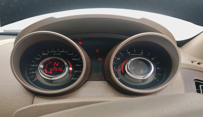 2012 Mahindra XUV500 W8, Diesel, Manual, 62,575 km, interior