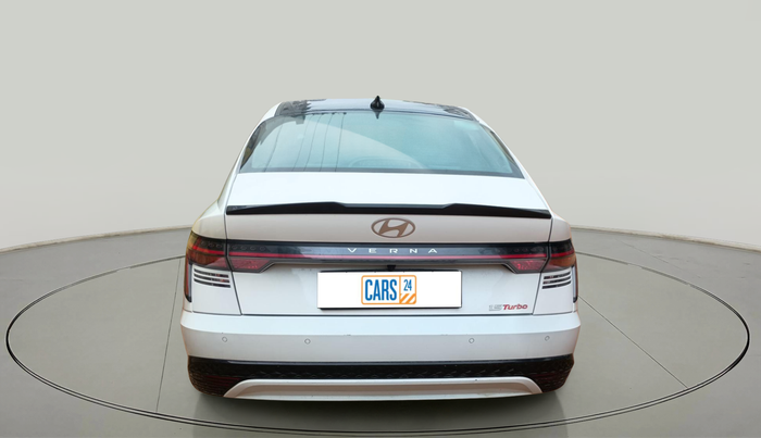 2023 Hyundai Verna SX (O) 1.5 TURBO GDI DUAL TONE, Petrol, Manual, 12,433 km, exterior