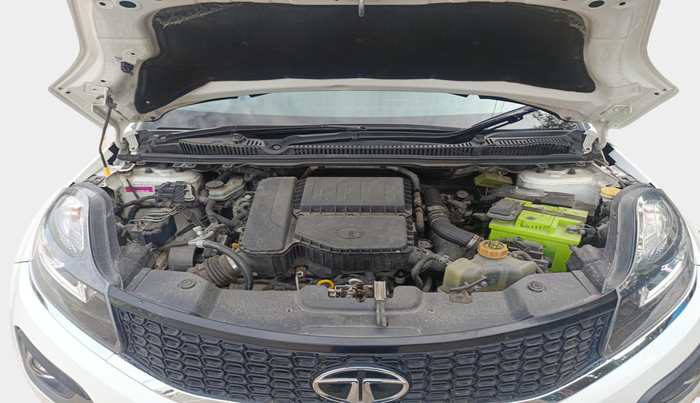 2018 Tata NEXON XZA PLUS DIESEL, Diesel, Automatic, 1,39,427 km, exterior