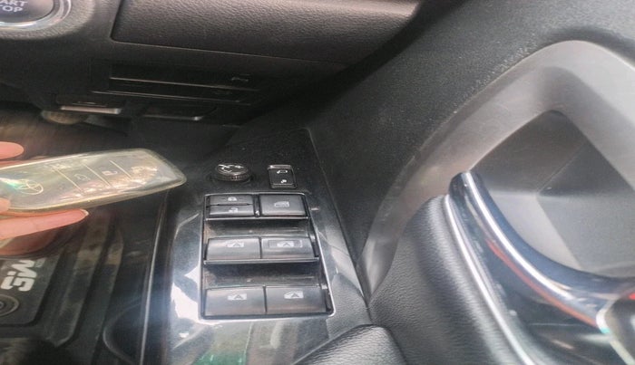 2021 Toyota Fortuner 4X4 AT 2.8 DIESEL, Diesel, Automatic, 88,389 km, interior