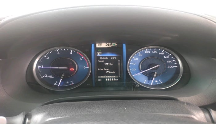 2021 Toyota Fortuner 4X4 AT 2.8 DIESEL, Diesel, Automatic, 88,389 km, interior