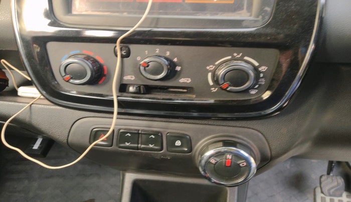 2018 Renault Kwid RXT 1.0 AMT, Petrol, Automatic, 76,475 km, interior