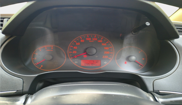 2014 Honda City 1.5L I-DTEC E, Diesel, Manual, 95,194 km, interior