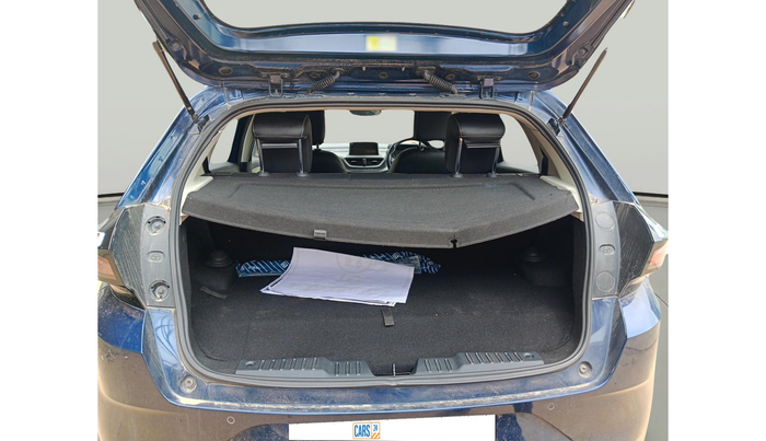 2023 Tata ALTROZ XZ PLUS O SUNROOF CNG, Petrol, Manual, 38,760 km, exterior