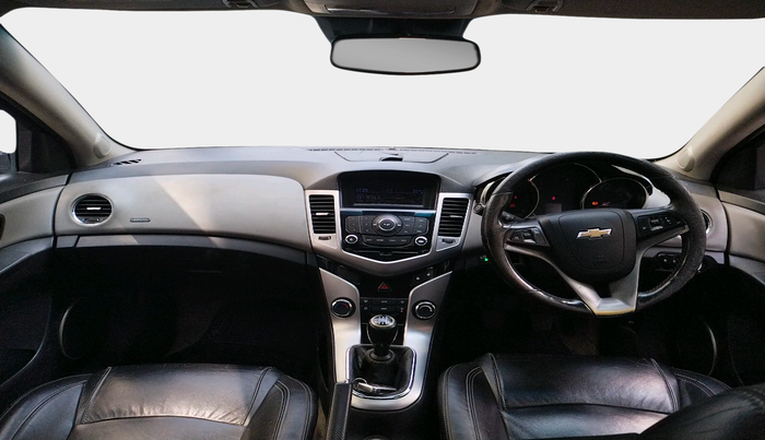 2011 Chevrolet Cruze LTZ, Diesel, Manual, 85,351 km, interior