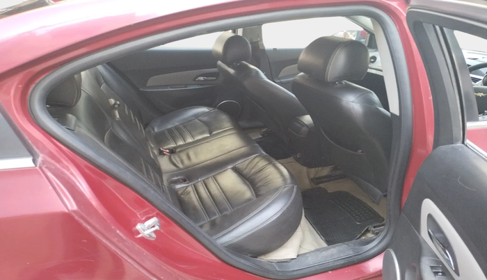 2011 Chevrolet Cruze LTZ, Diesel, Manual, 85,351 km, interior