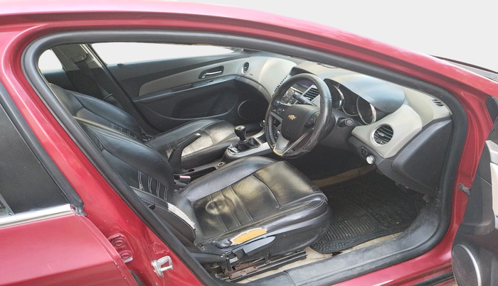 2011 Chevrolet Cruze LTZ, Diesel, Manual, 85,351 km, interior