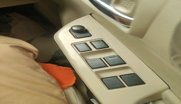 2015 Maruti Ertiga ZDI + SHVS, Diesel, Manual, 1,06,124 km, interior