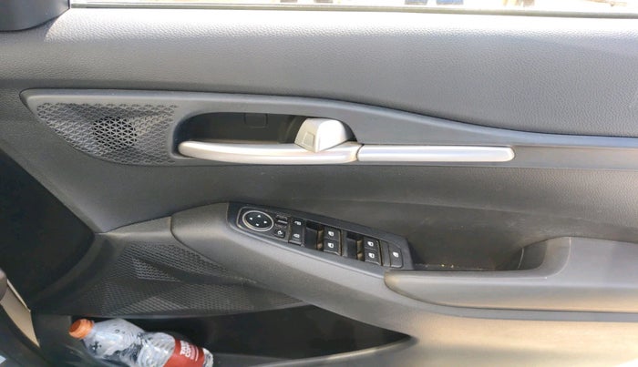 2022 KIA SELTOS HTK PLUS 1.5, Petrol, Manual, 74,991 km, interior