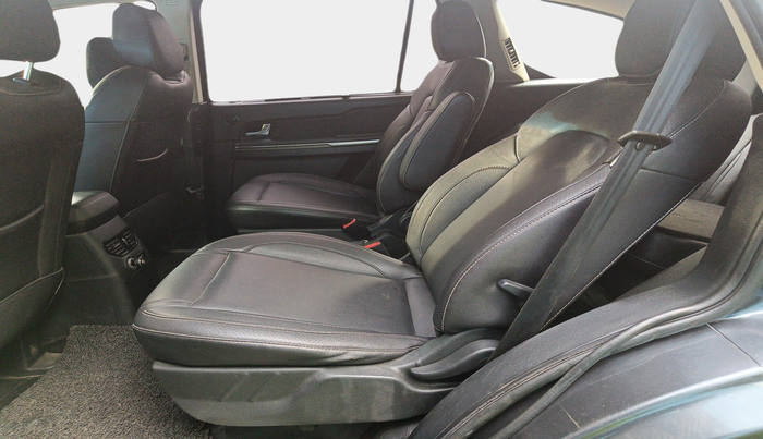2018 Tata Hexa XTA 4X2 6 STR, Diesel, Automatic, 1,26,304 km, interior