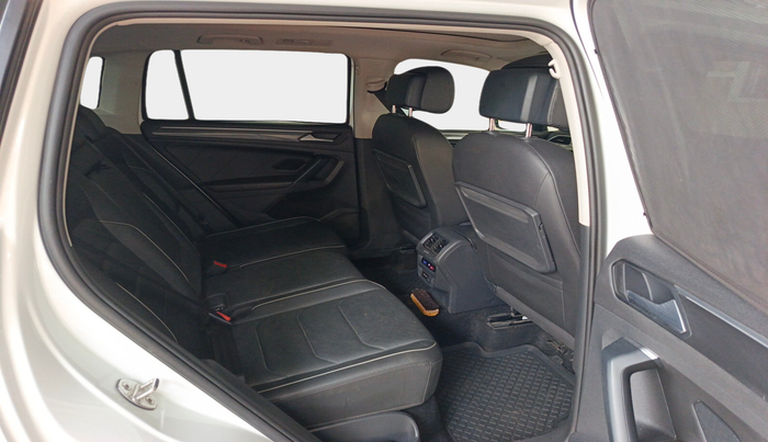 2019 Volkswagen TIGUAN HIGHLINE TDI AT, Diesel, Automatic, 1,30,097 km, interior